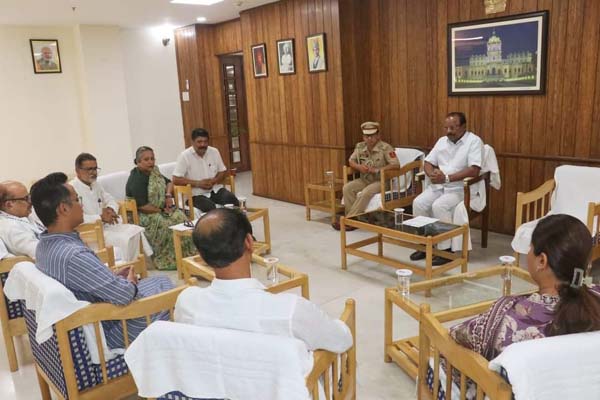 pre-poll violence cong parliamentery committee meets tripura governor
