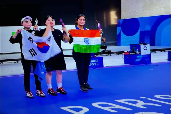 paris olympics haryana girl 22 year-old manu bhakar bags bronze in shooting- pm modi congratulates