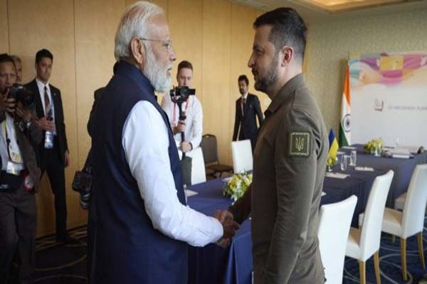 pm modi invited zelensky to visit india