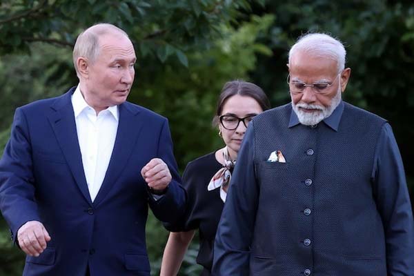 pm modi speaks to putin over  phone