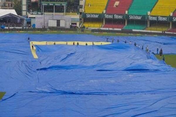 rain spoiled the first day of ind vs ban 2nd test