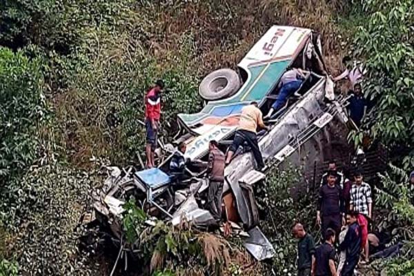 36 passengers died as bus fell into gorge in uttarakhand