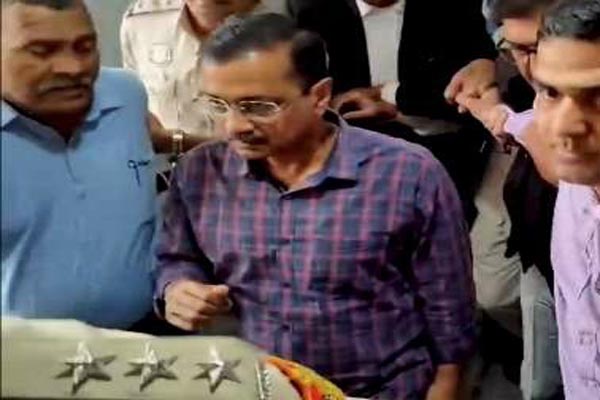 judicial custody  of arvind kejriwal  extended till may 7