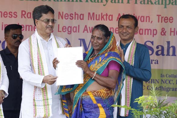 tripura cm distributes land pattas among tea workers in tuifania lunga tea estate