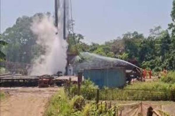 assam gas blowout cm himanta writes to union minister puri expressing concern