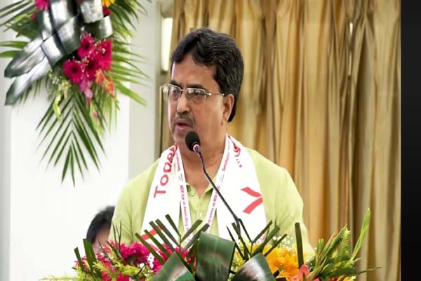 tripura 120 people testing aids possitive every month cm