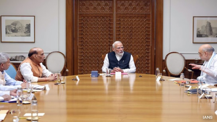 pm modi chairs high-level security meet after delhi red fort bombings