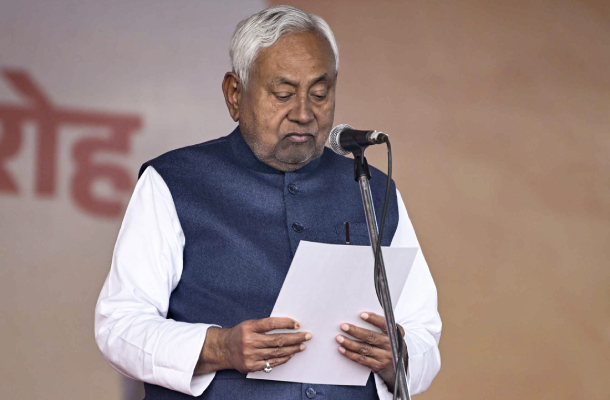 nitish kumar sworn in as bihar chief minister for record 10th term