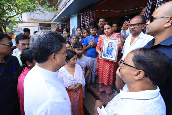 cm meets family of dwipanita pal assures probe