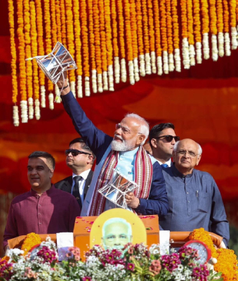 somnath still stands divisive forces still exist modi