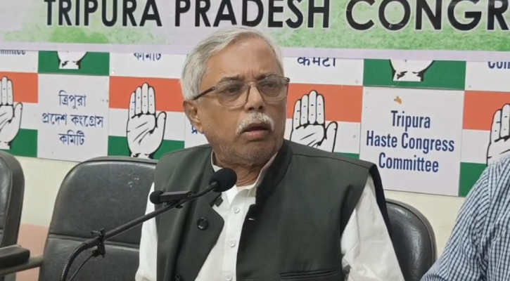 congress slams govt over kokborok nagar body