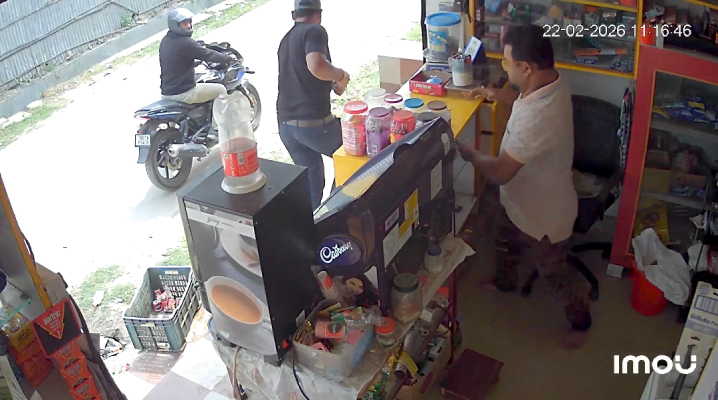 daylight gold chain snatching shocks agartala