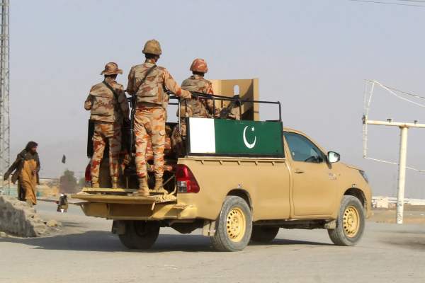 pakistan-afghanistan tensions turn to war