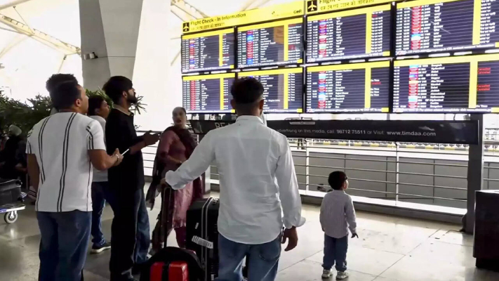 middle east tensions disrupt india flights