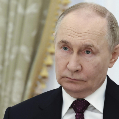 putin flags iran war risk likens it to pandemic