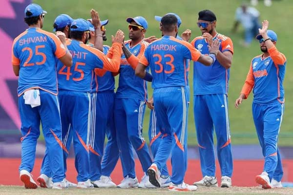 t20 wc india reaches in semifinal- beat bangladesh in super-8 match
